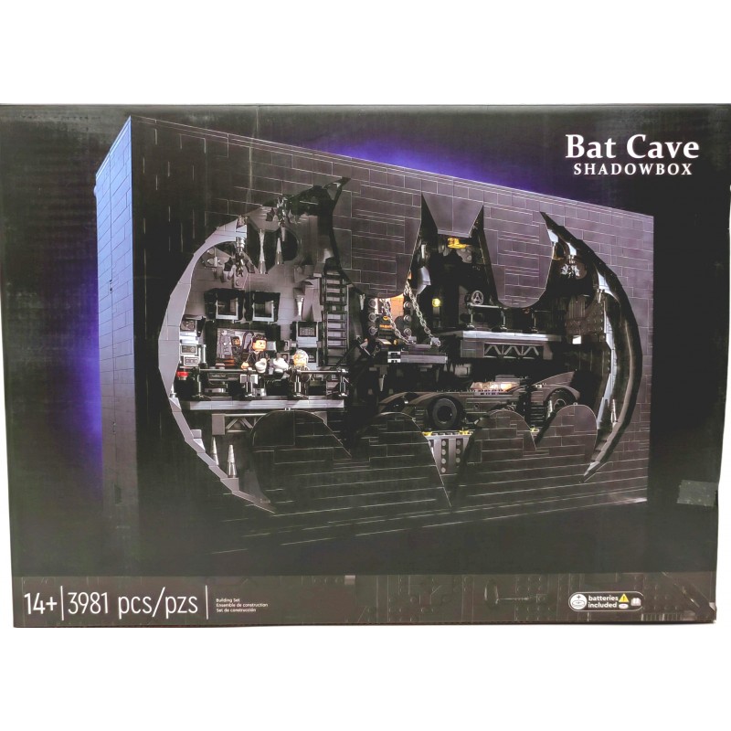  Конструктор Теневая пещера Бэтмена 3981 дет. FFF00233